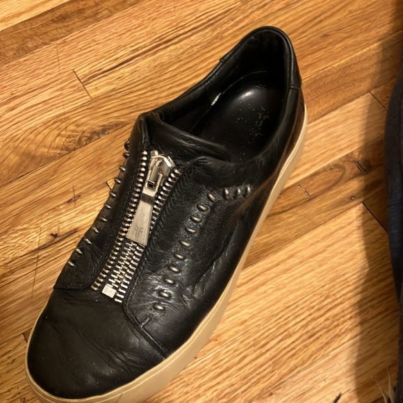 Leather Frye slip ons size 9 - Picture 2 of 5